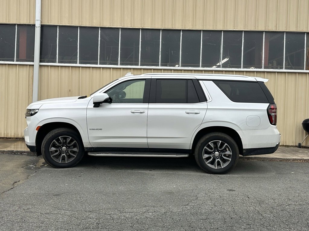 Used 2021 Chevrolet Tahoe LT w/ LT Signature Package image 3