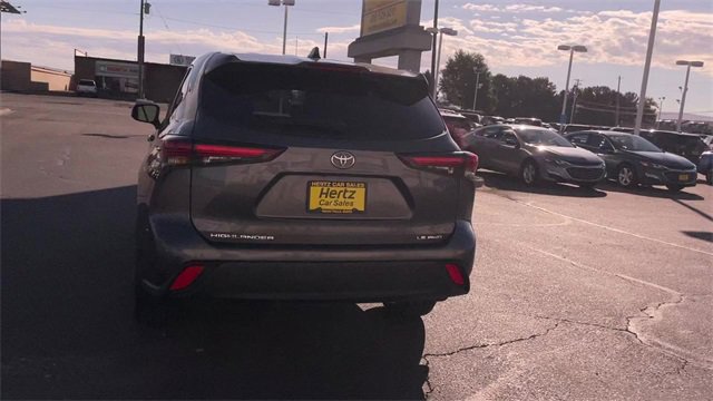 Used 2024 Toyota Highlander XLE image 8