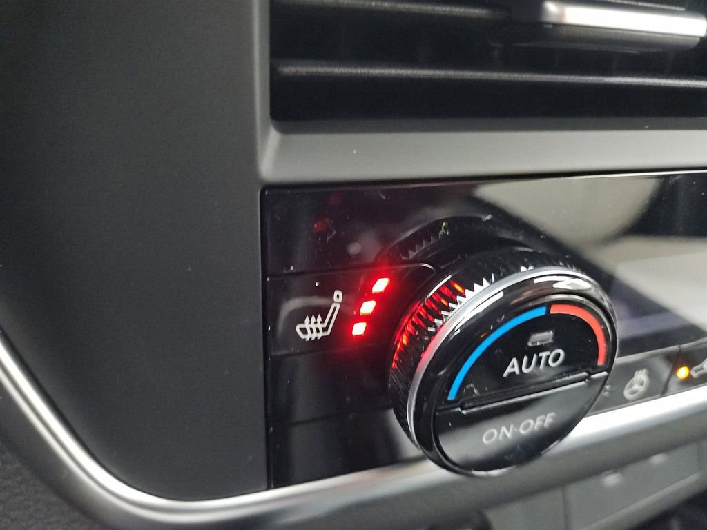 New 2026 Nissan Rogue SV w/ SV Premium Package image 10