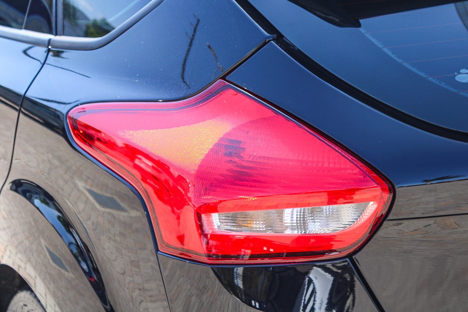 Used 2017 Ford Focus RS AWD/4WD image 10