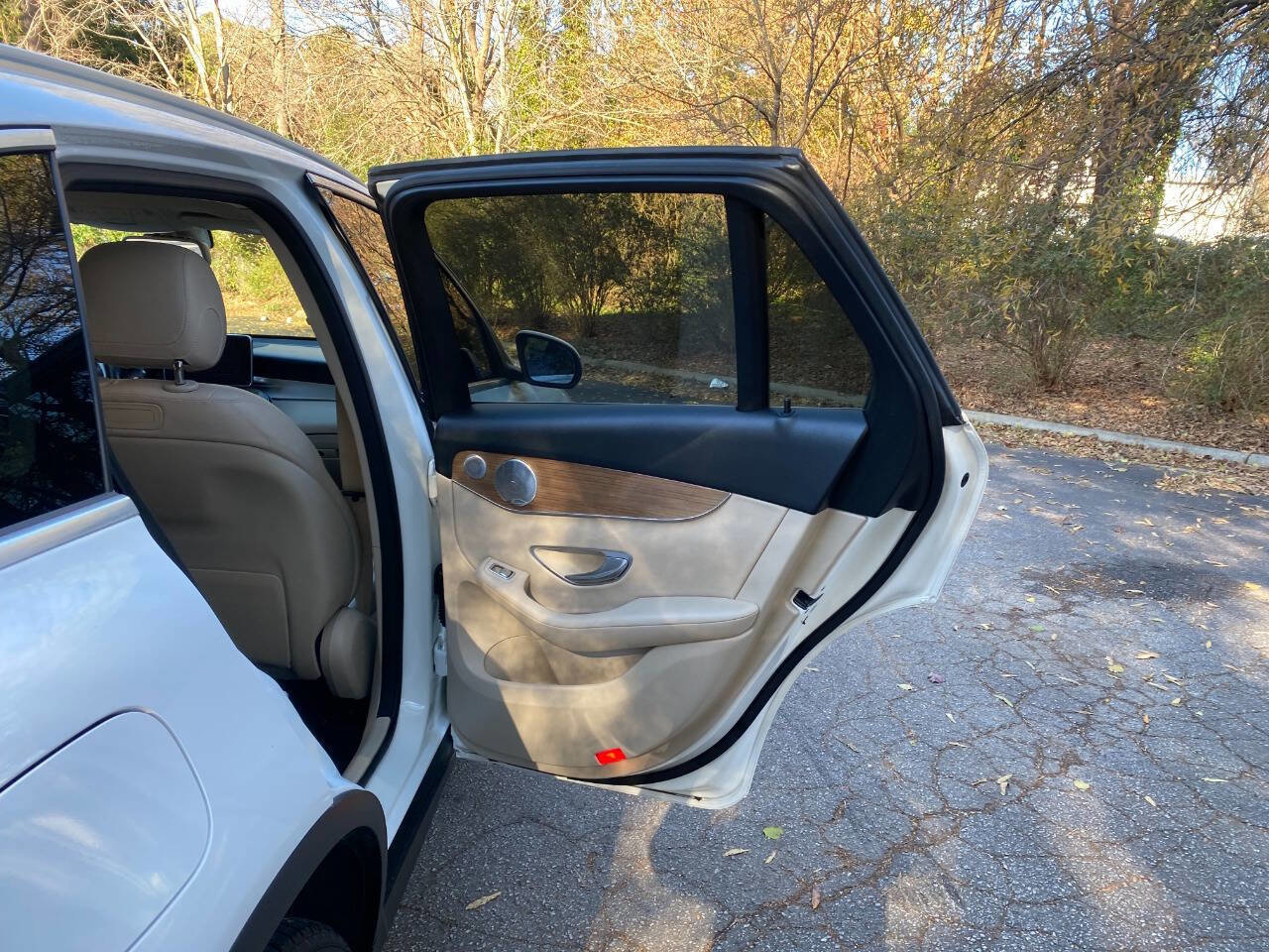 Used 2019 Mercedes-Benz GLC 300 image 52