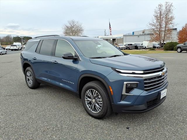 New 2026 Chevrolet Traverse LT image 7