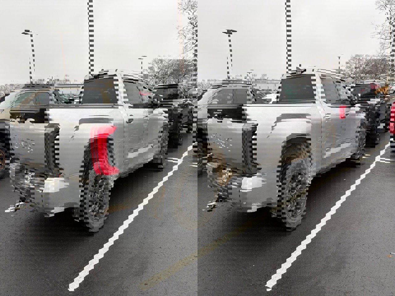 Used 2025 Toyota Tundra Platinum image 3