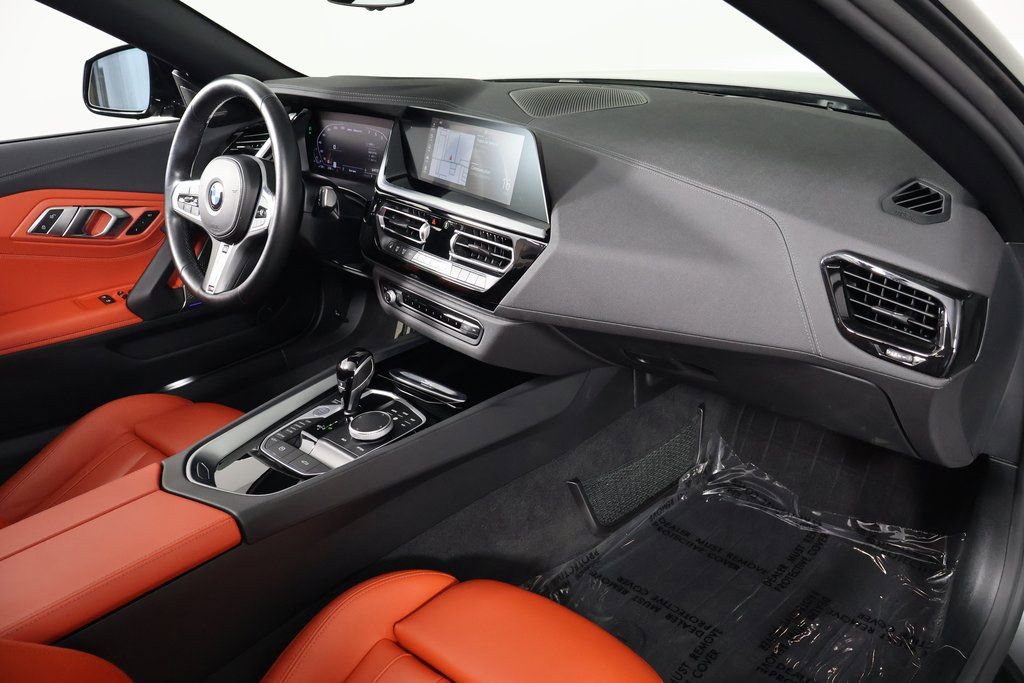 Used 2022 BMW Z4 M40i w/ Premium Package RWD image 10