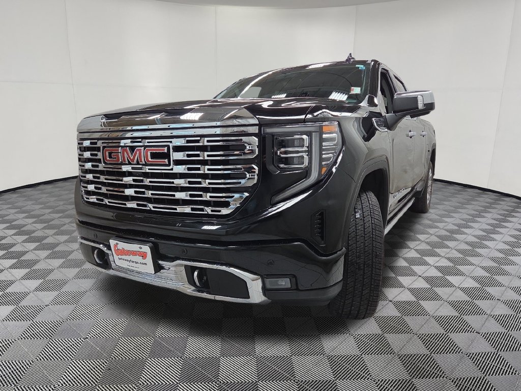 Used 2025 GMC Sierra 1500 Denali w/ Denali Reserve Package AWD/4WD image 7