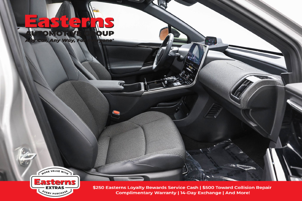 Used 2024 Toyota bZ4X FWD image 25