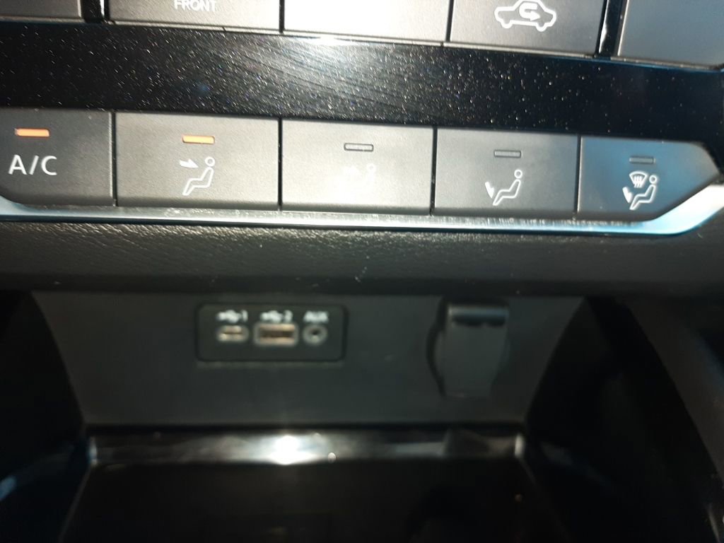 Used 2024 Nissan Altima 2.5 SV image 21