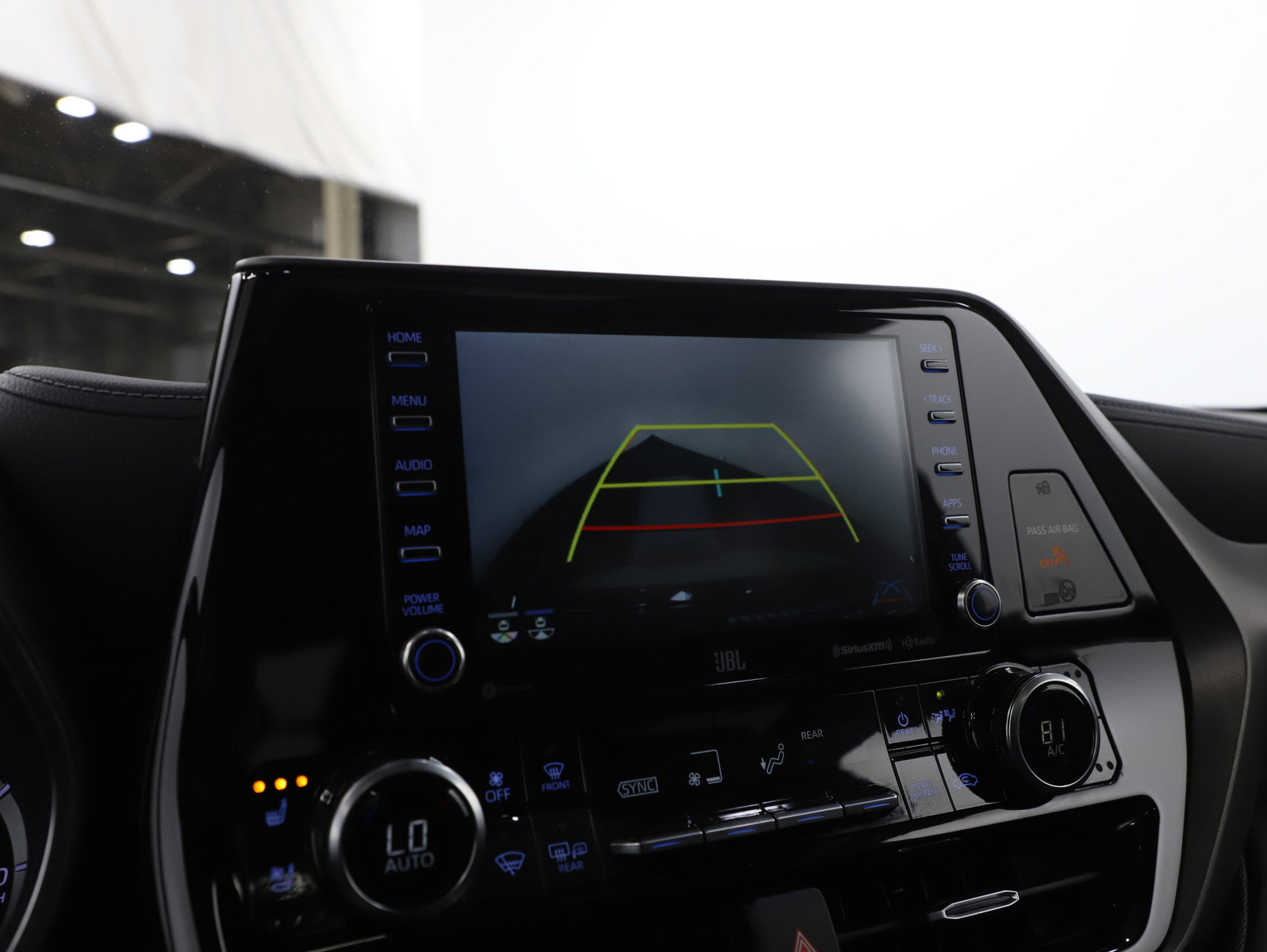 Used 2020 Toyota Highlander Limited image 29