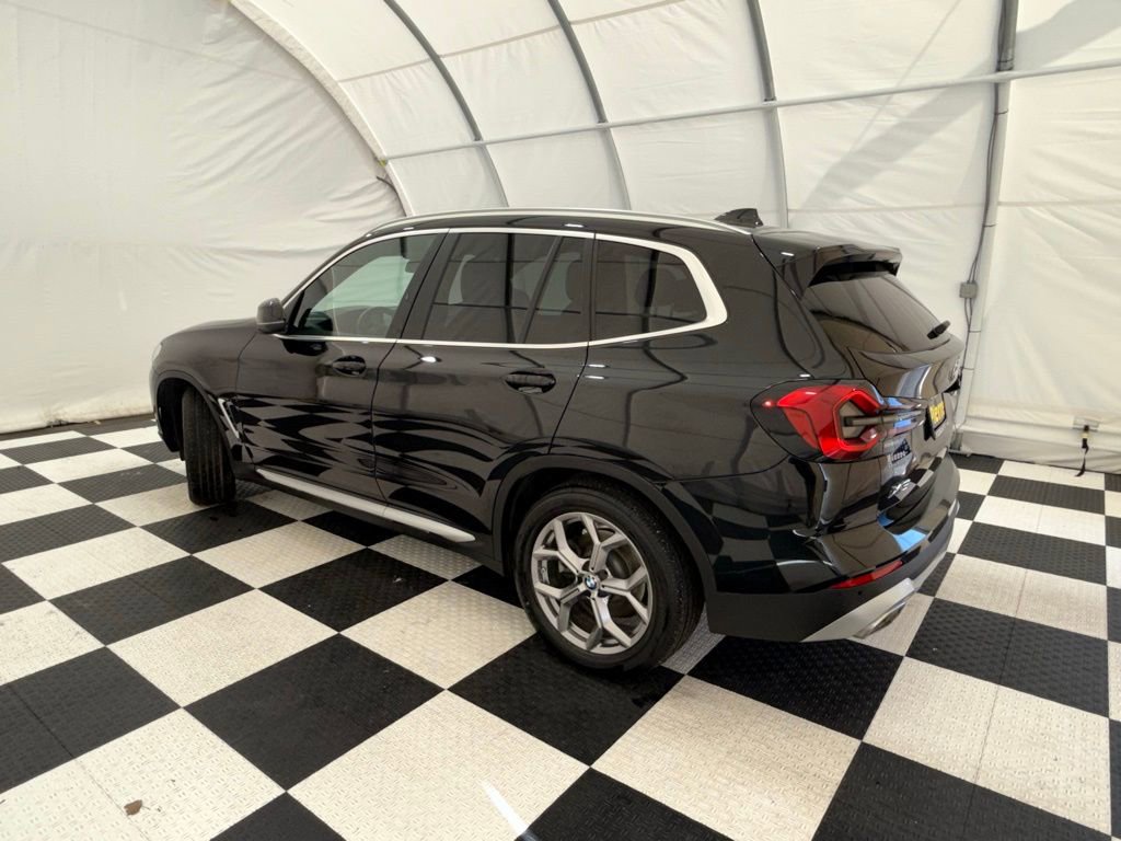 Used 2023 BMW X3 xDrive30i image 2