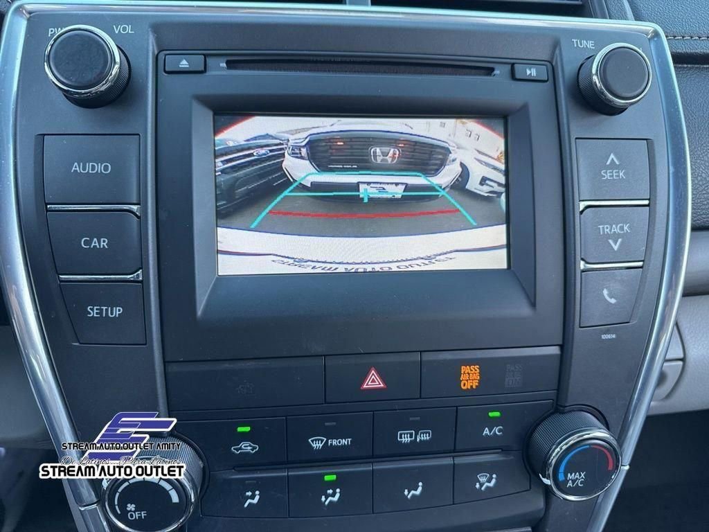 Used 2017 Toyota Camry LE image 20