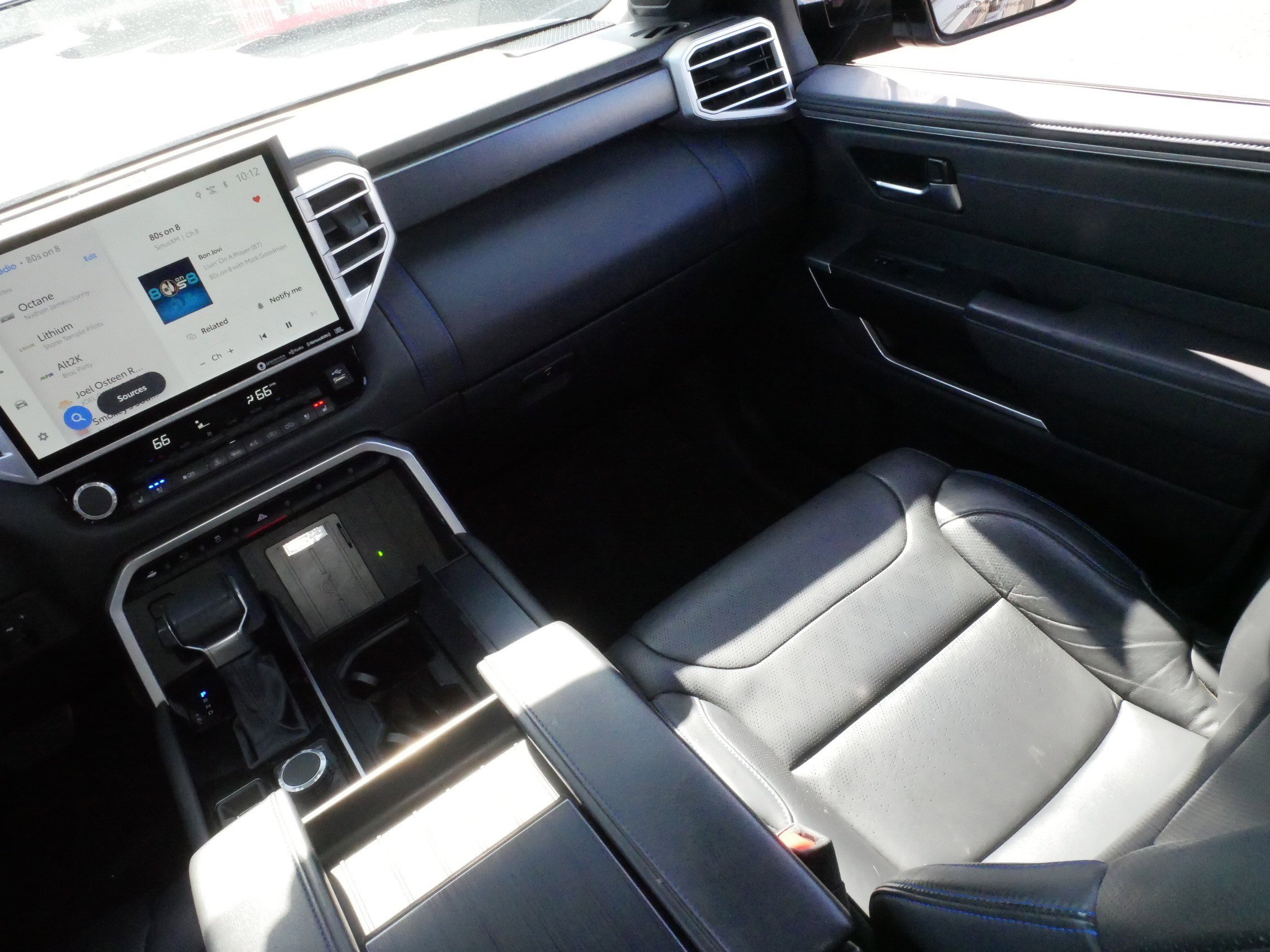 Used 2023 Toyota Tundra Platinum AWD/4WD image 11