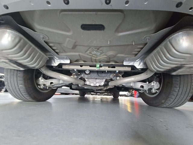 Used 2024 Ford Explorer XLT w/ Equipment Group 202A AWD/4WD image 21