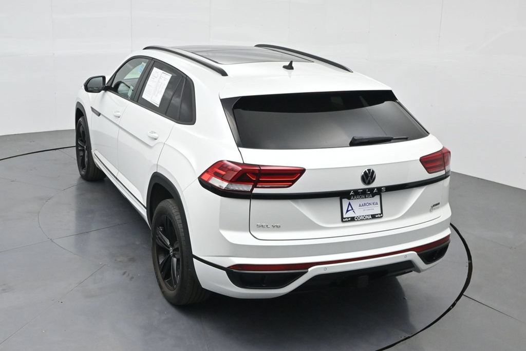 Used 2023 Volkswagen Atlas Cross Sport SEL R-Line AWD/4WD image 47