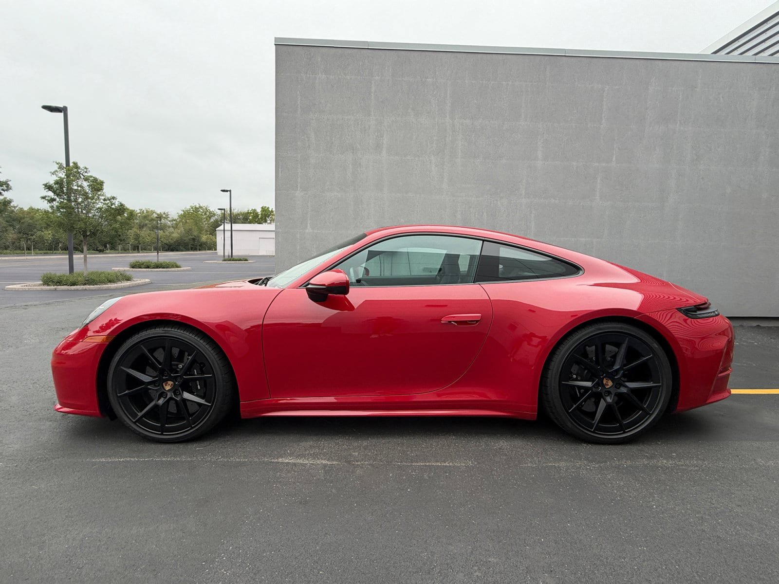 Certified 2025 Porsche 911 Carrera S RWD image 2