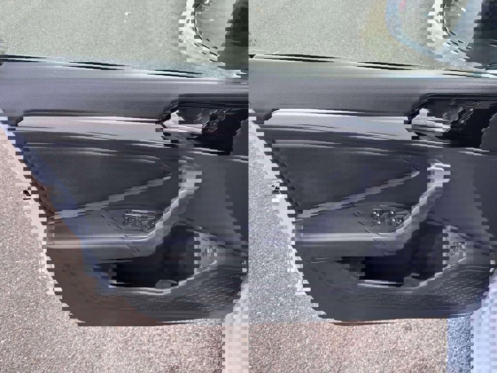 Used 2019 Volkswagen Jetta R-Line image 15