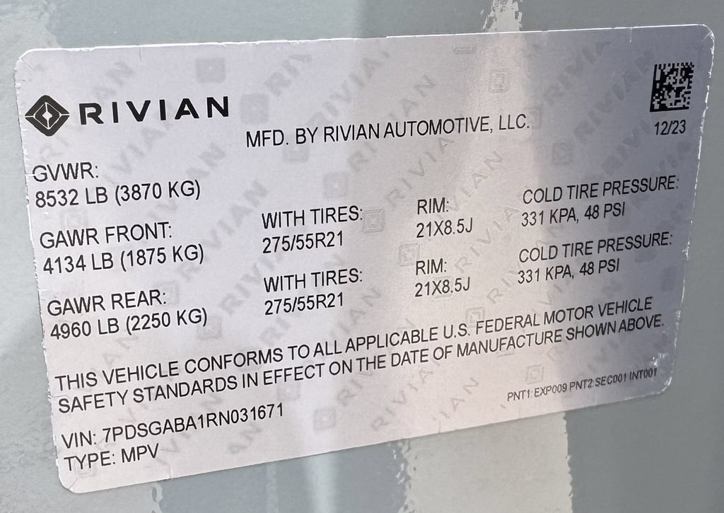 Used 2024 Rivian R1S Adventure AWD/4WD image 33