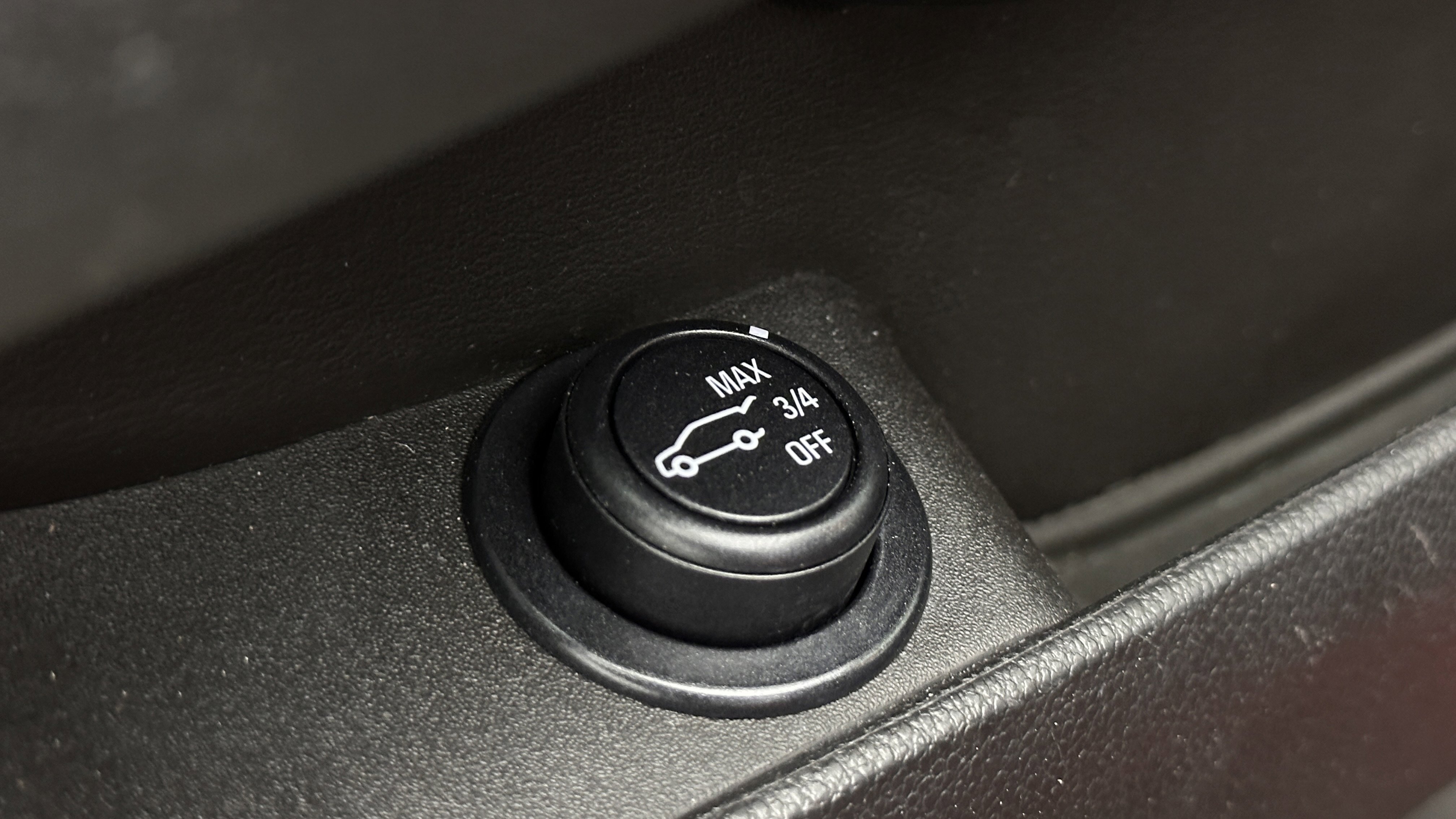 Used 2016 Cadillac SRX Premium w/ Driver Assist Package FWD image 13