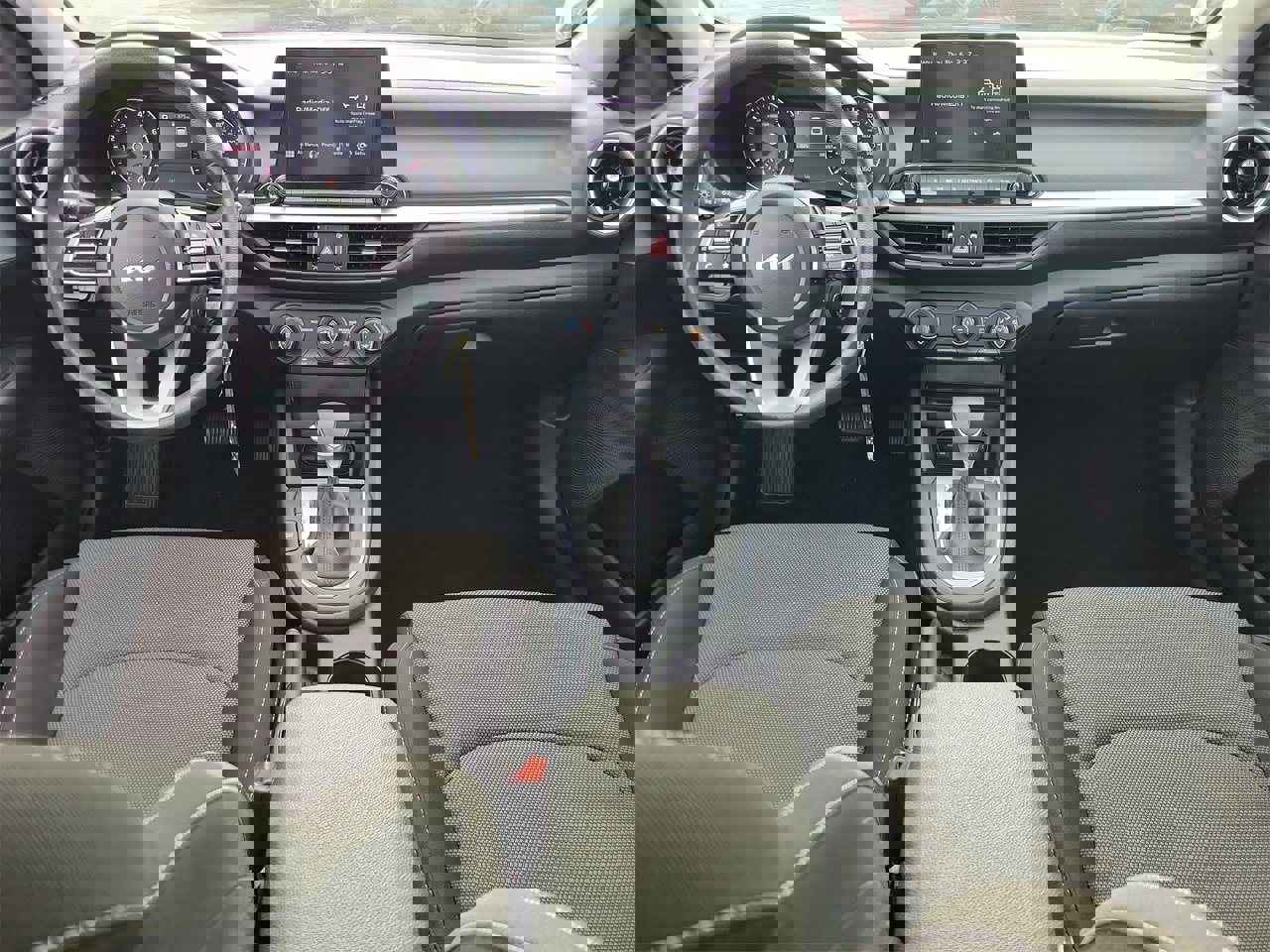 Used 2024 Kia Forte LXS image 11