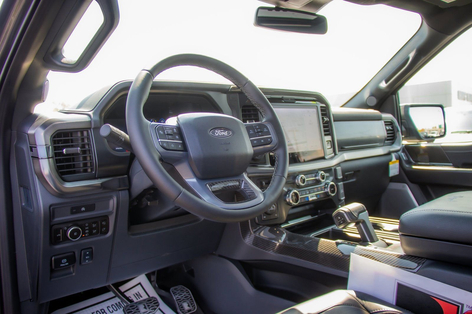 New 2025 Ford F150 Lariat w/ Equipment Group 502A High image 56