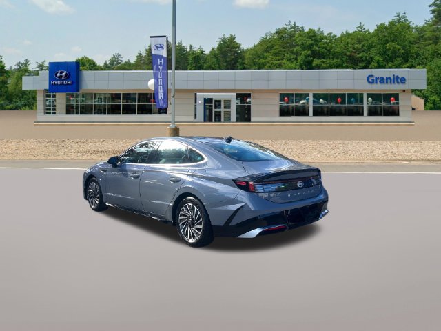 Used 2025 Hyundai Sonata SEL FWD image 9