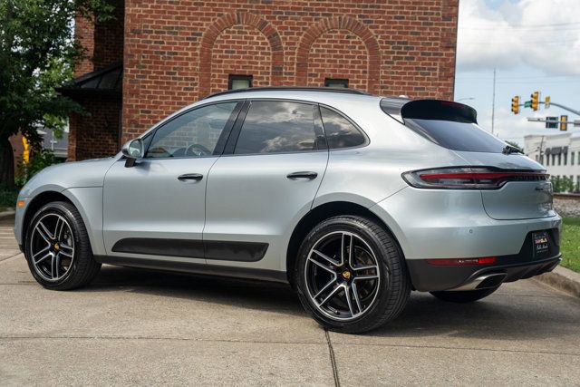 Used 2020 Porsche Macan AWD/4WD image 7
