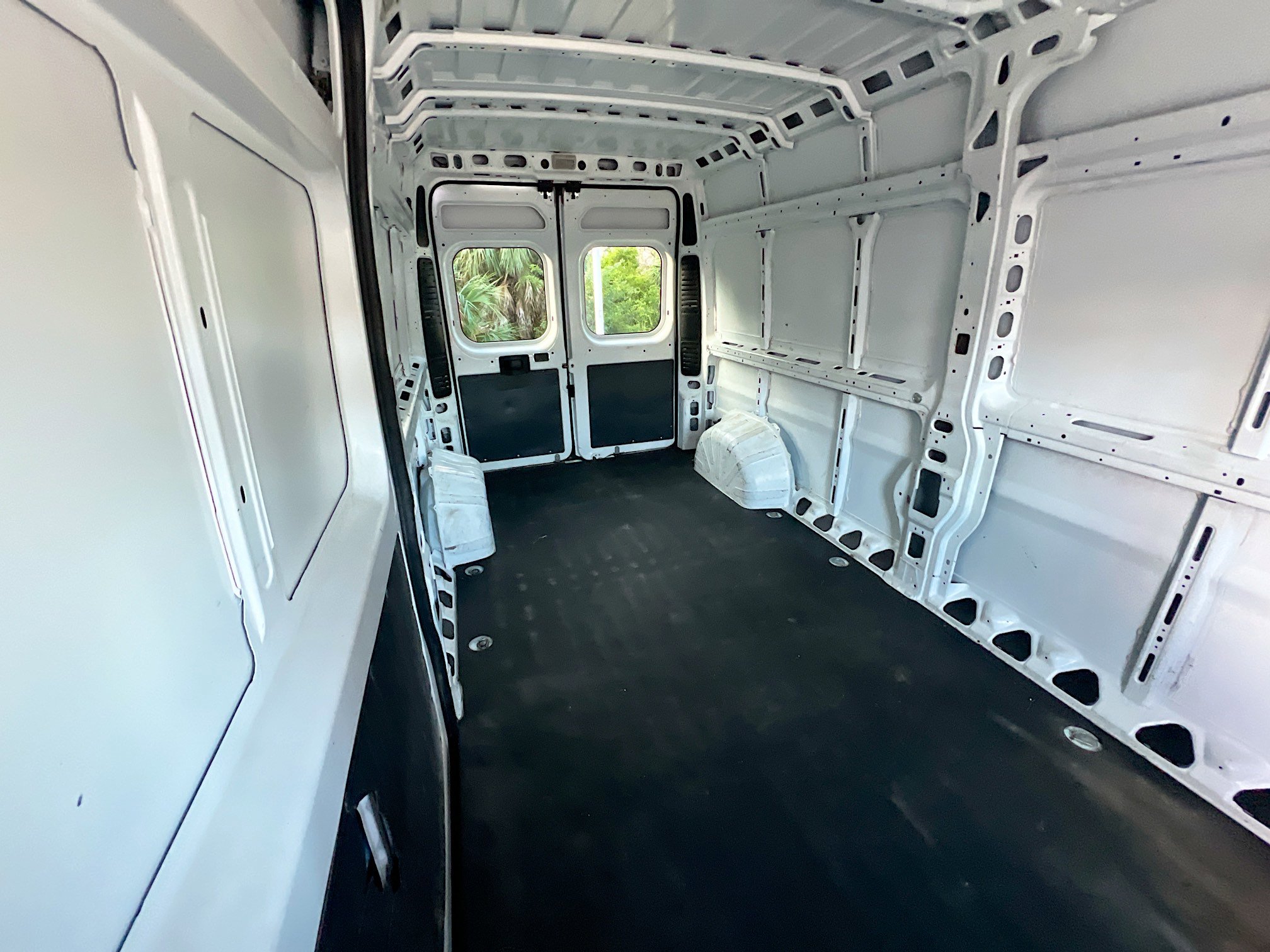 Used 2022 RAM ProMaster 2500 image 33