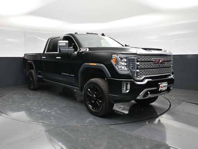 Used 2023 GMC Sierra 2500 Denali w/ Denali Black Diamond Edition AWD/4WD image 1
