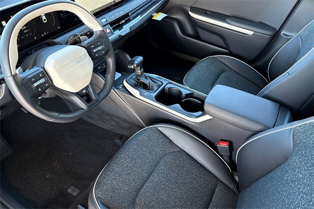 New 2025 Kia K4 GT-Line image 11