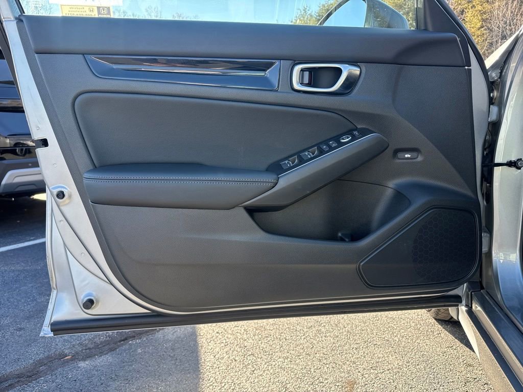 Certified 2025 Honda Civic Sport Touring image 13