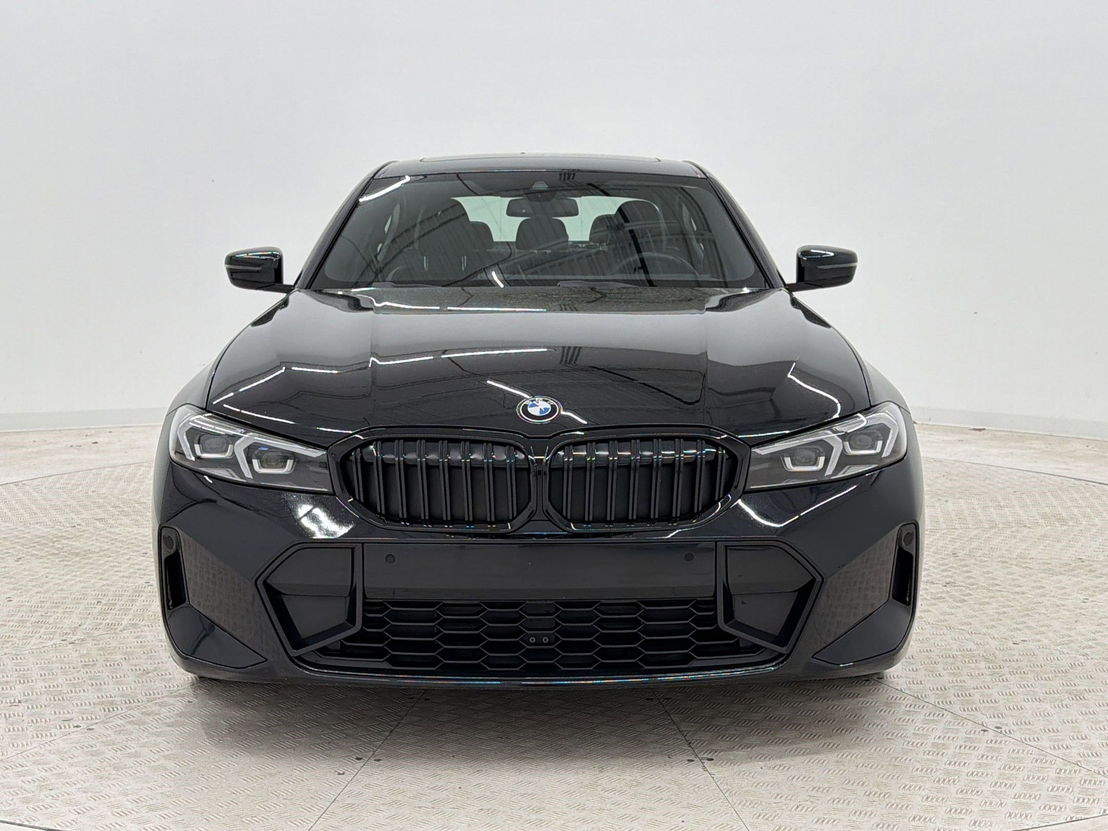 Certified 2024 BMW 330i Sedan w/ M Sport Package RWD image 6