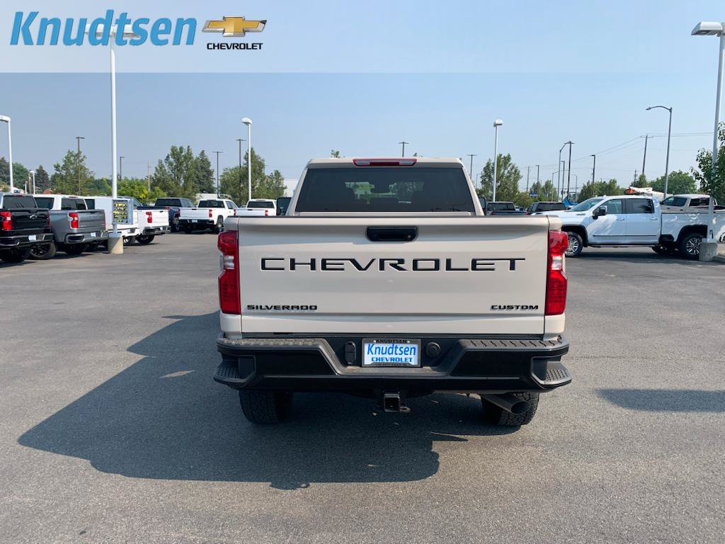 New 2026 Chevrolet Silverado 2500 Custom w/ Custom Blackout Package AWD/4WD image 6