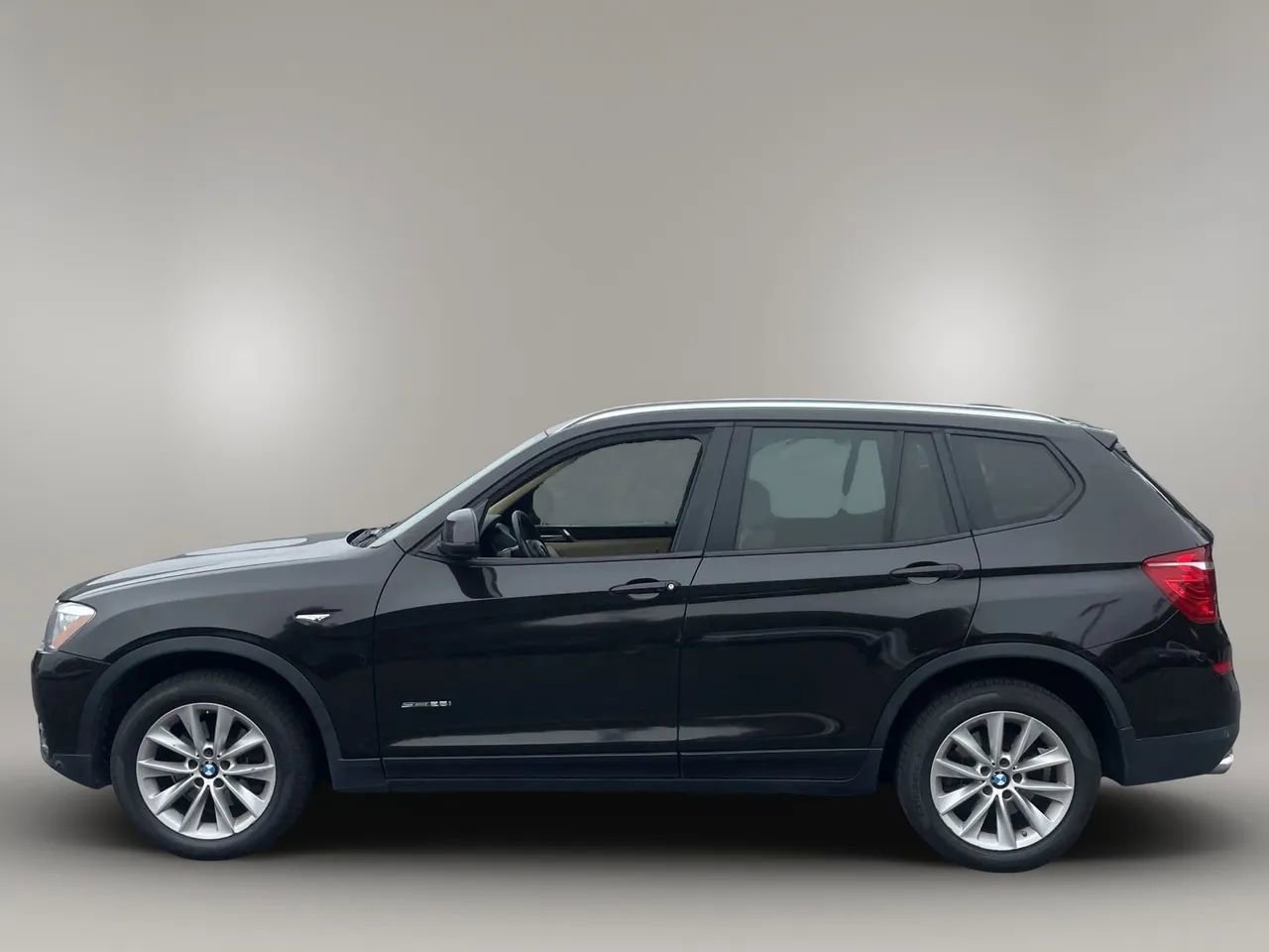 Used 2016 BMW X3 sDrive28i image 5