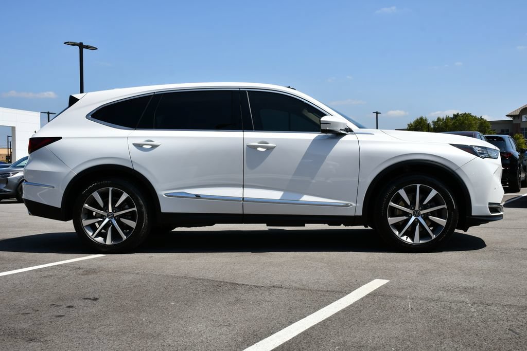 Used 2025 Acura MDX FWD w/ Technology Package image 11