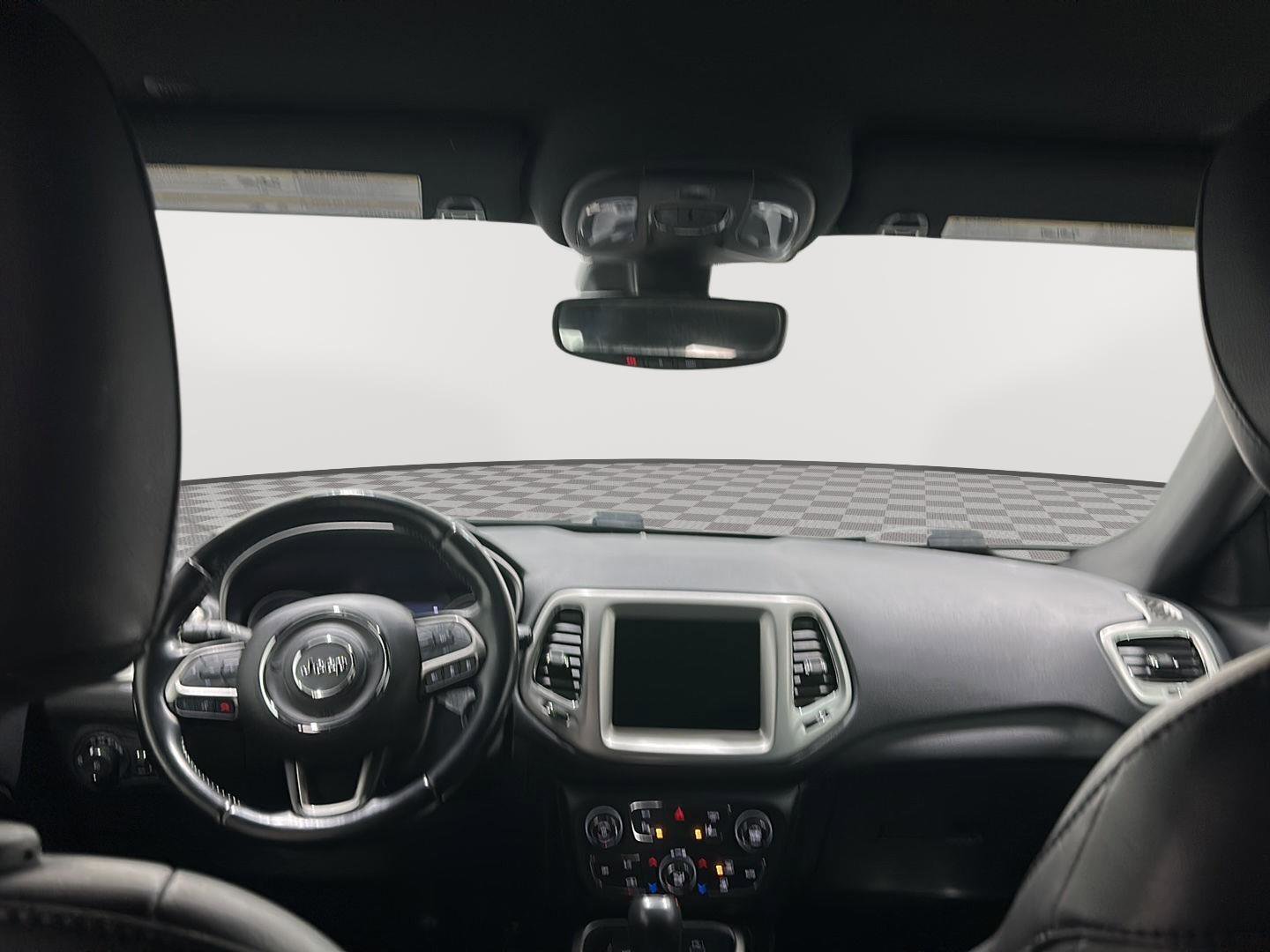 Used 2021 Jeep Compass Latitude w/ Driver Assistance Group image 18