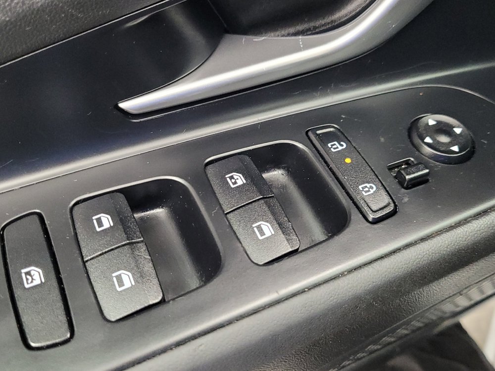 Used 2024 Hyundai Elantra SEL FWD image 27
