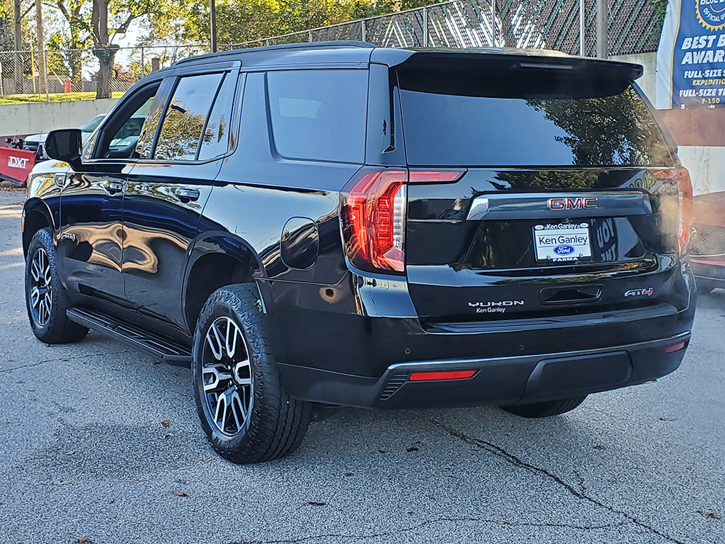 Used 2023 GMC Yukon AT4 w/ LPO, Floor Liner Package AWD/4WD image 9