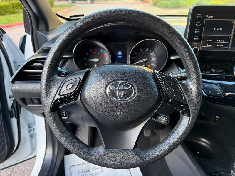 Used 2019 Toyota C-HR LE FWD image 57