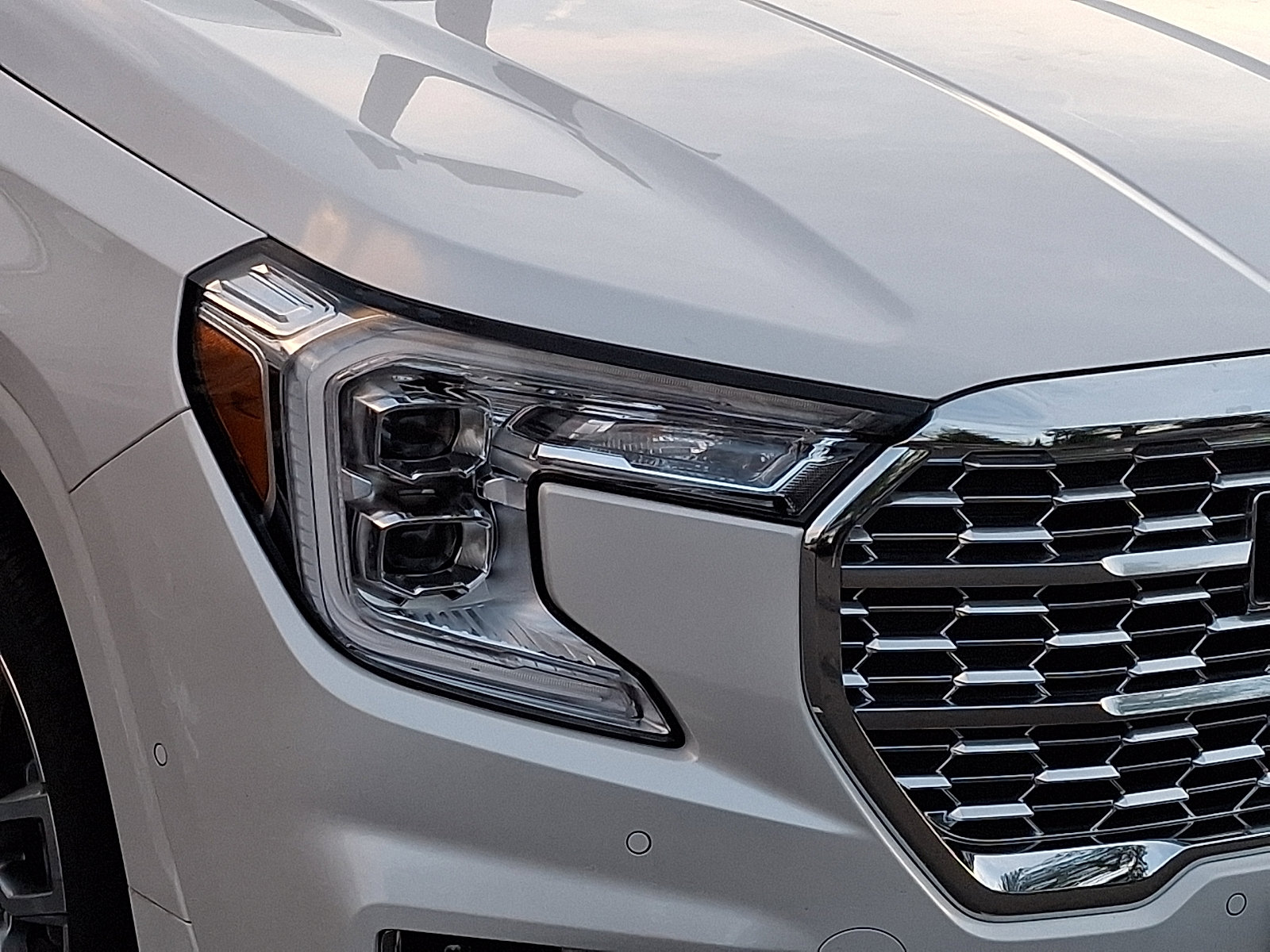 Certified 2022 GMC Terrain Denali w/ Denali Premium Package image 7