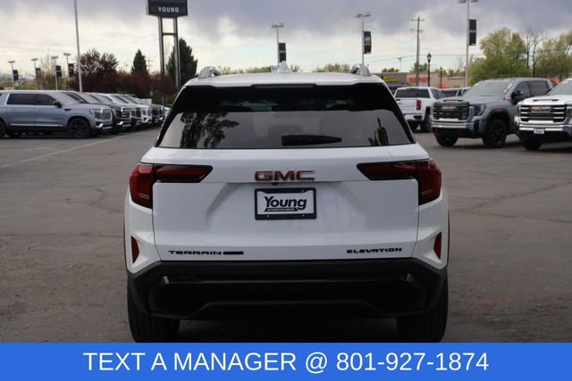 Used 2026 GMC Terrain Elevation w/ Elevation Premium Package image 5
