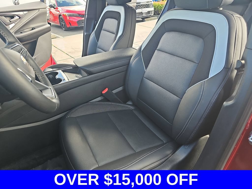 Used 2024 Chevrolet Blazer EV LT AWD/4WD image 15