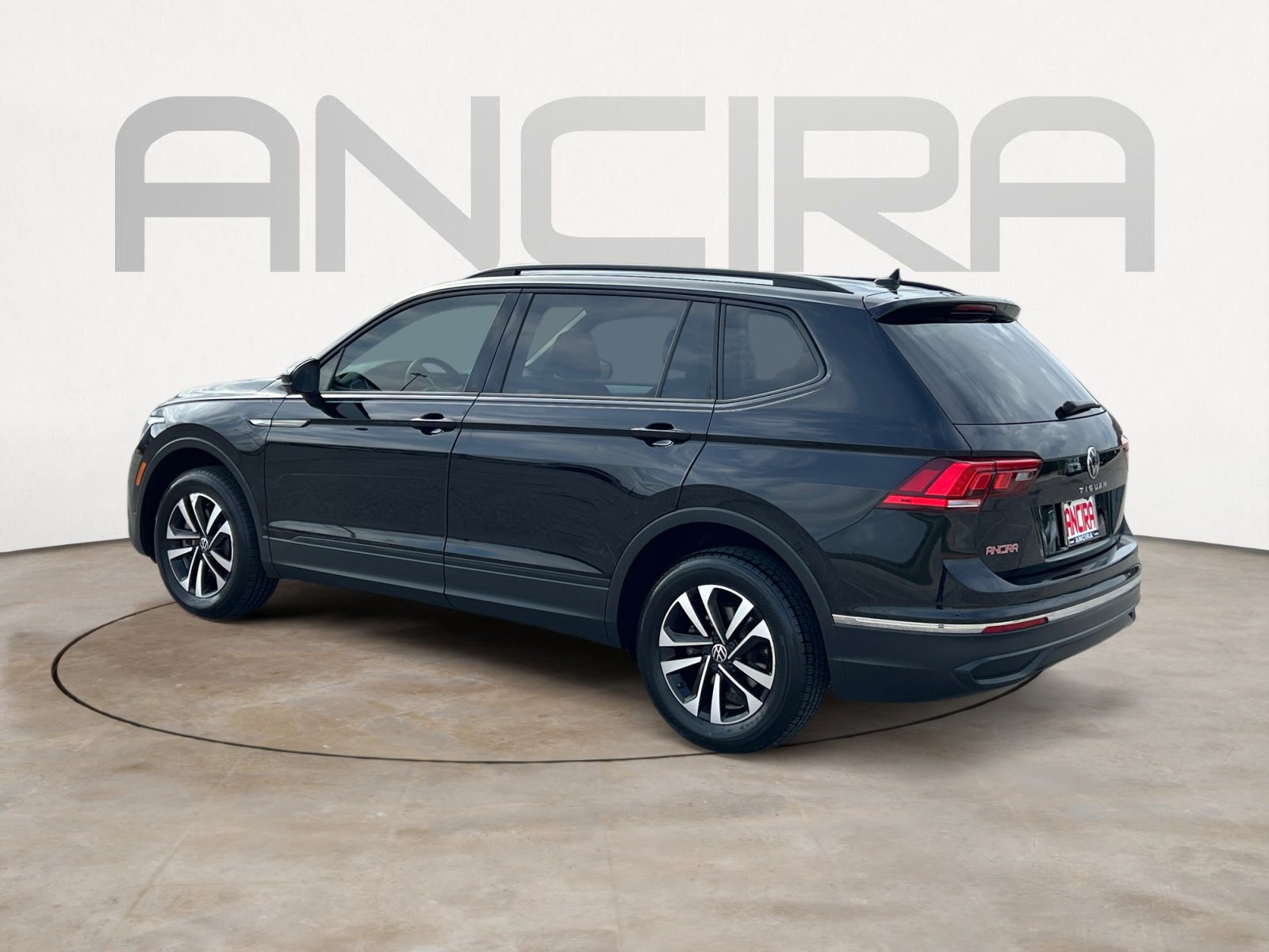 Used 2022 Volkswagen Tiguan S FWD image 8