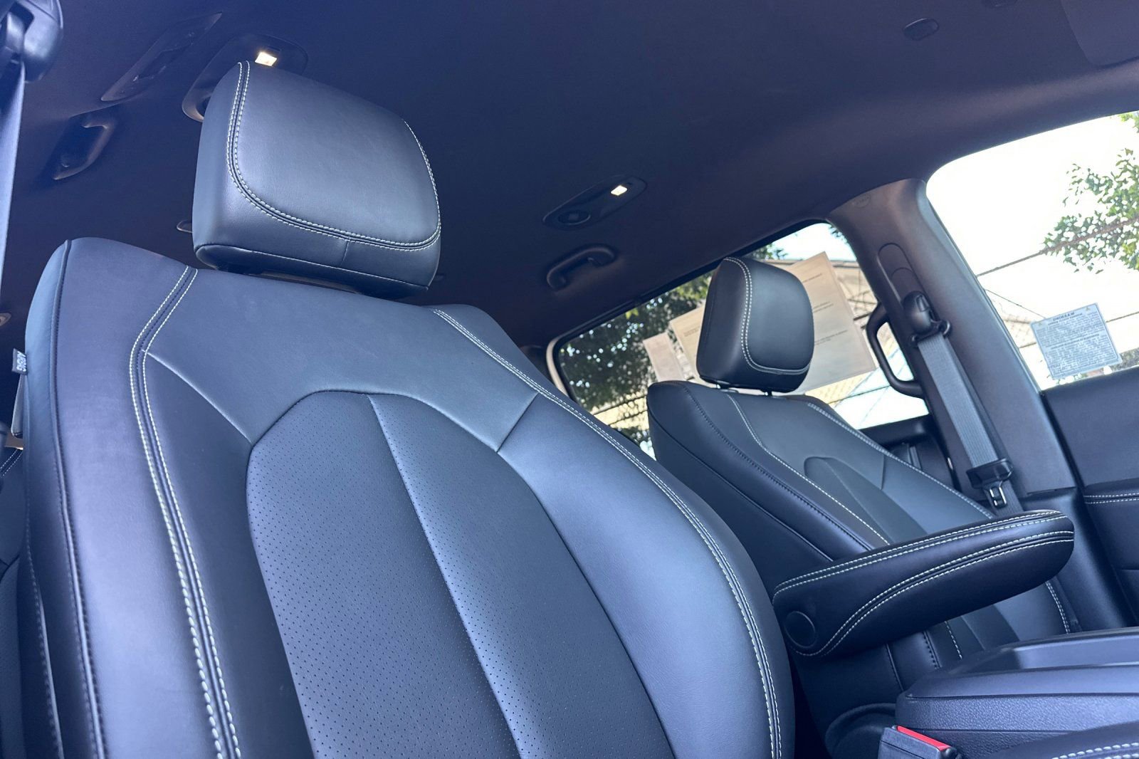 New 2026 Chrysler Voyager LX FWD image 15