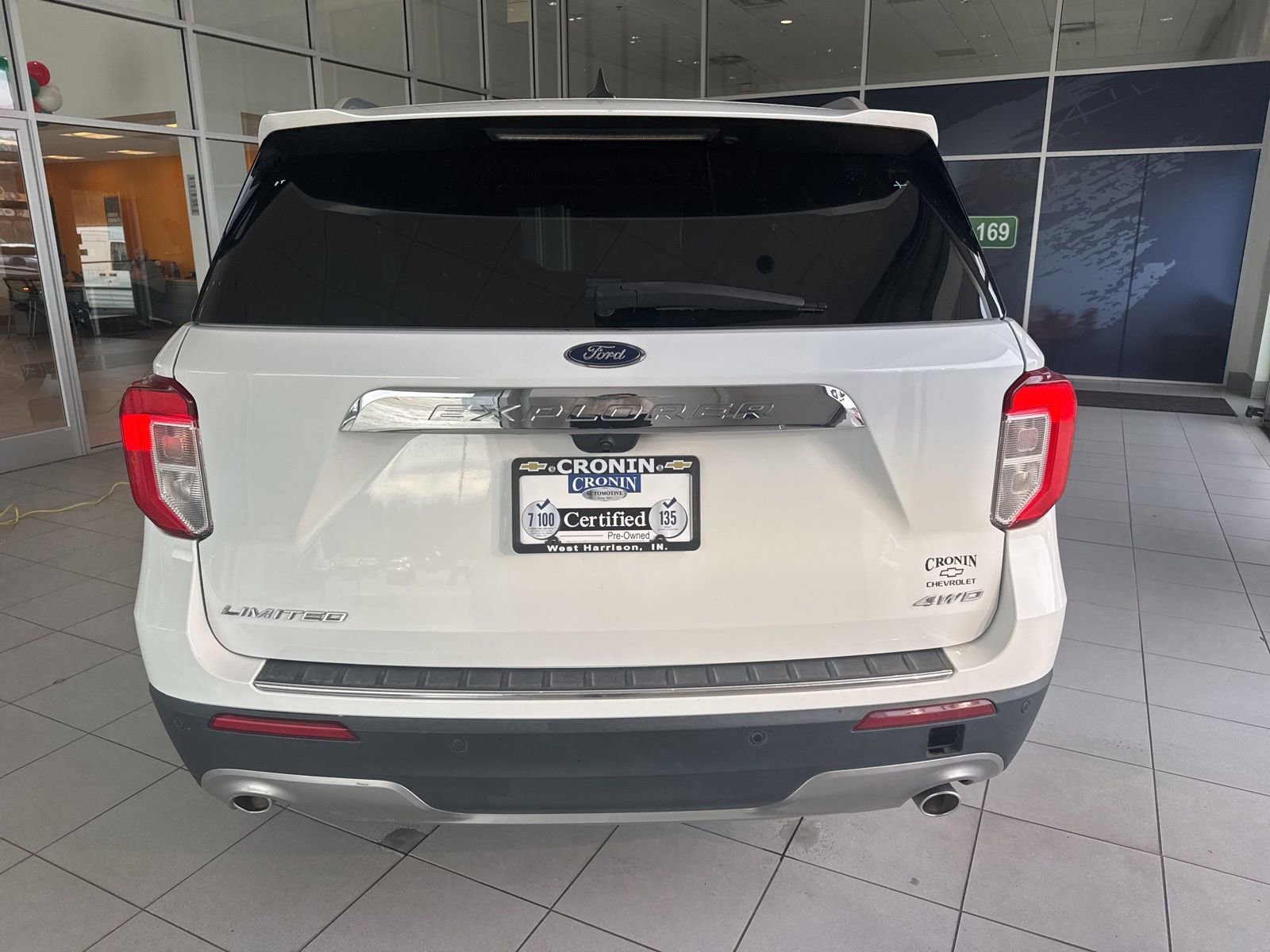 Used 2023 Ford Explorer Limited w/ Equipment Group 301A image 8