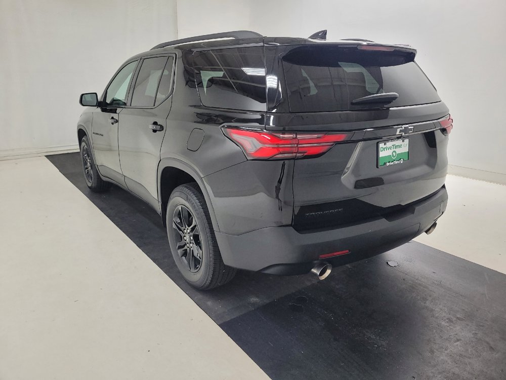 Used 2023 Chevrolet Traverse LS w/ Midnight/Sport Edition FWD image 5