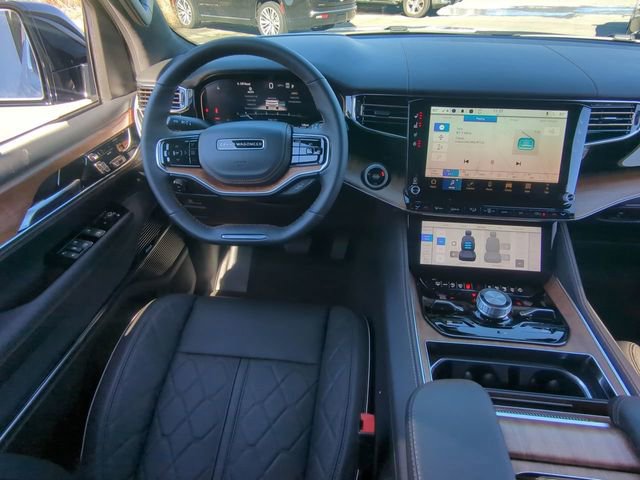 New 2024 Jeep Grand Wagoneer Series III image 17