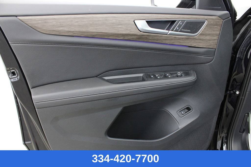 New 2025 Volkswagen Atlas SEL Premium R-Line image 15