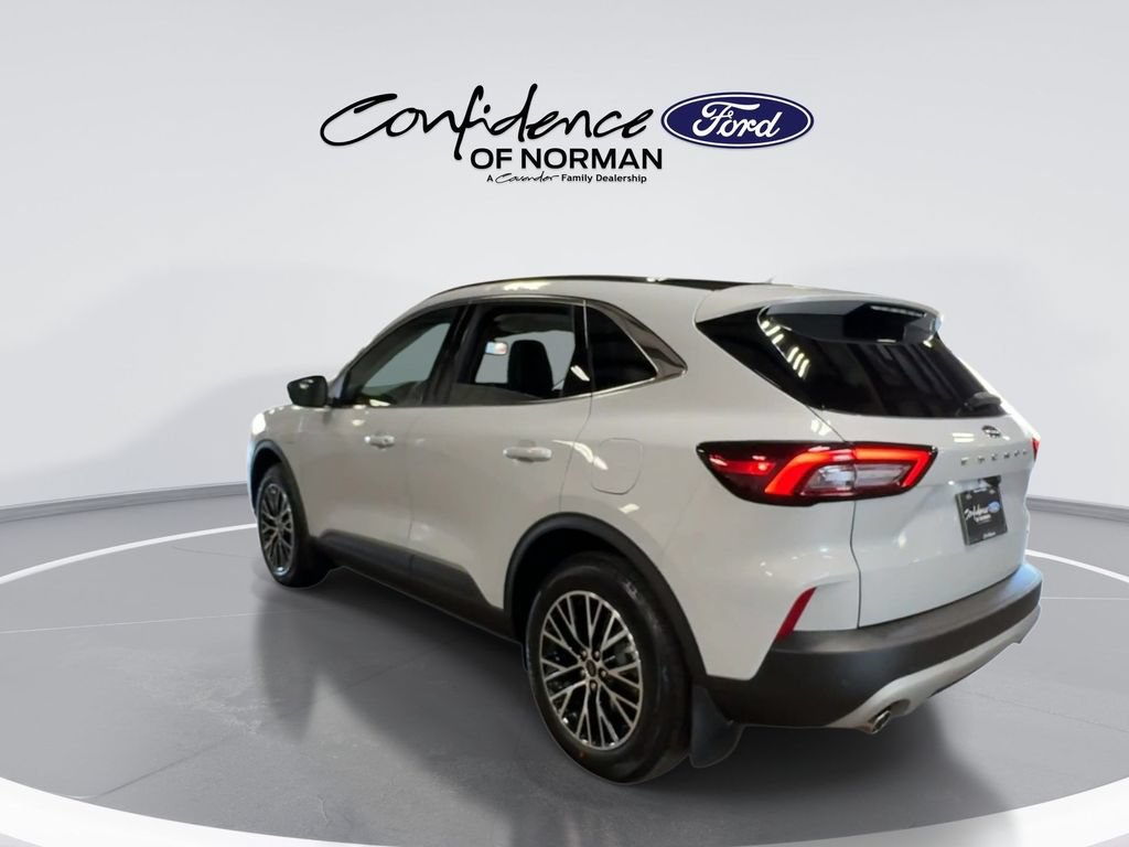 New 2025 Ford Escape SE FWD image 7
