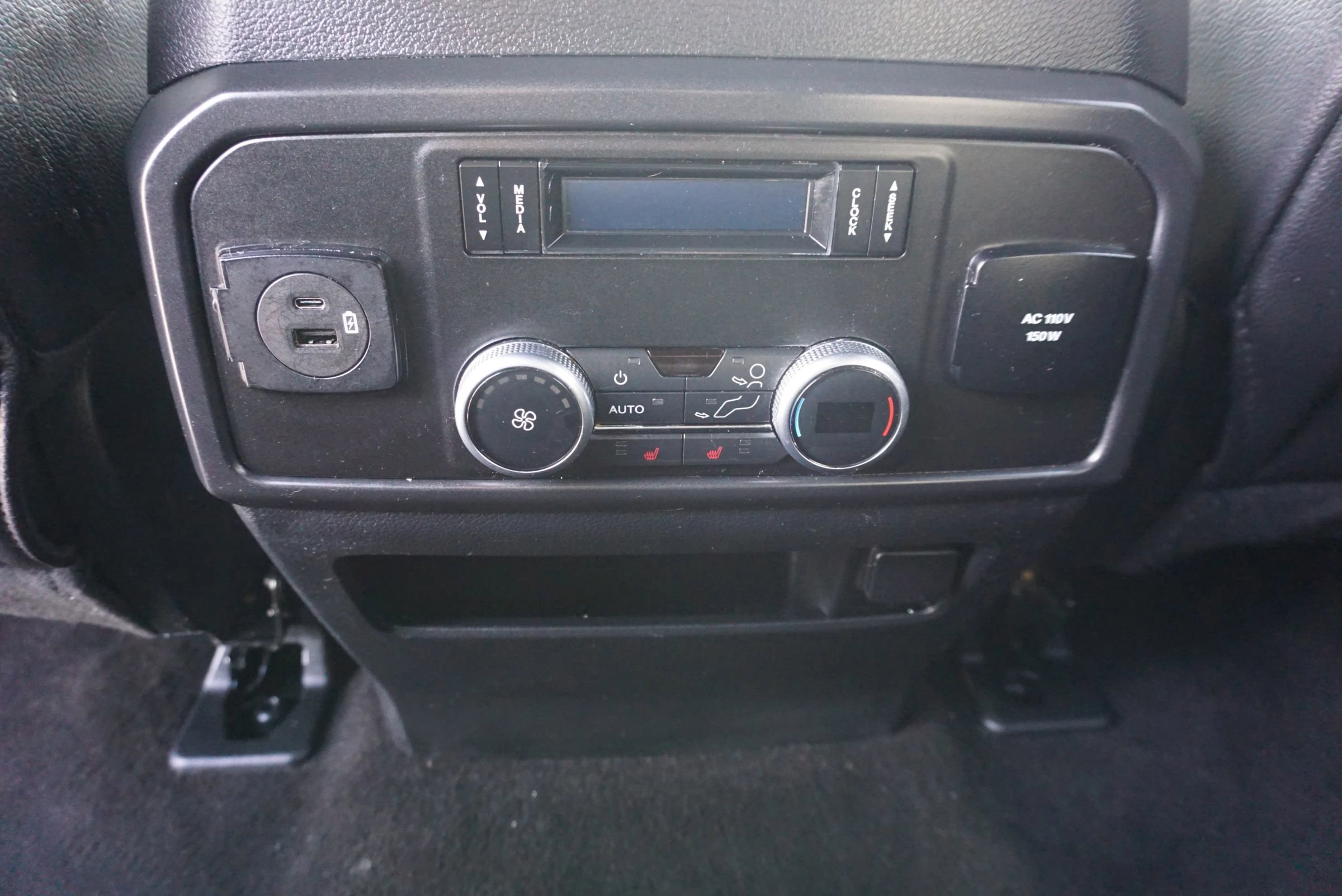 Used 2021 Ford Expedition Max Limited image 22