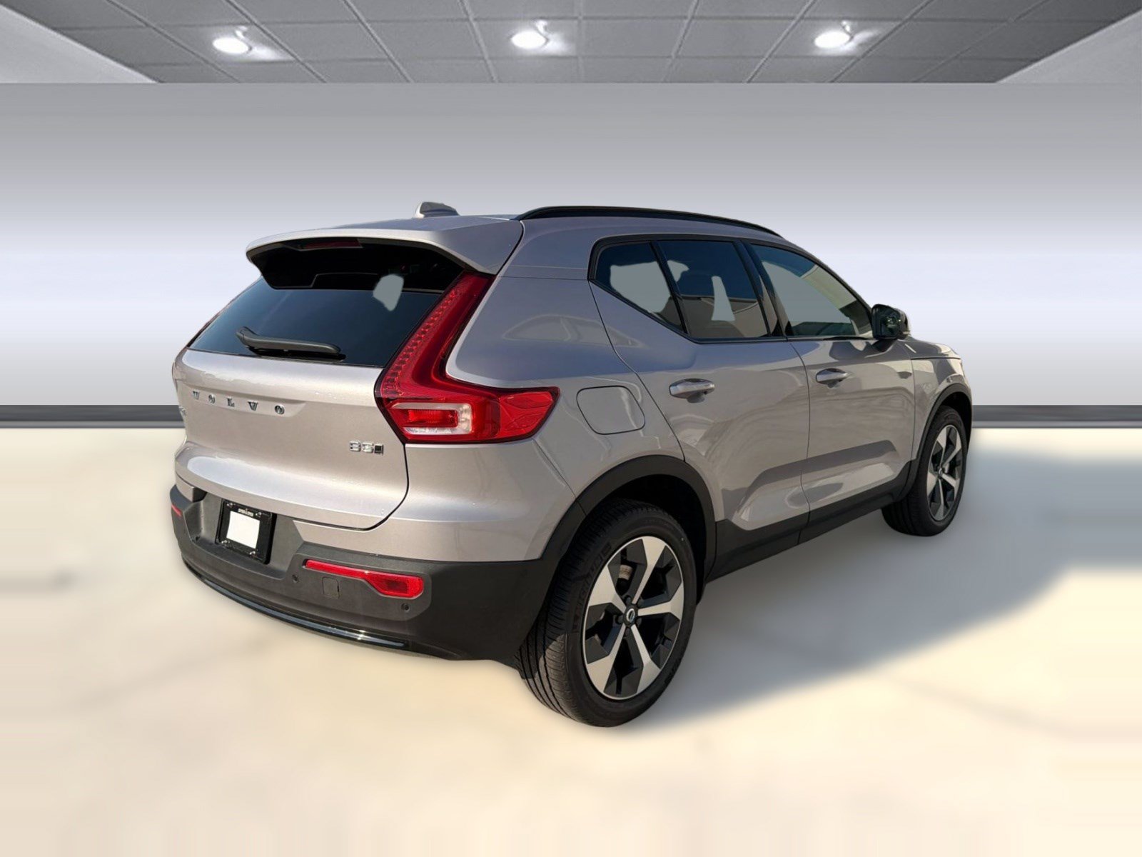 New 2026 Volvo XC40 B5 Plus w/ Protection Package Premier AWD/4WD image 9