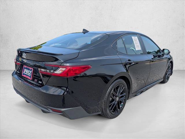 Used 2025 Toyota Camry SE FWD image 5